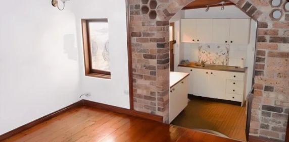 212 Evans Street, Sydney - Photo 2