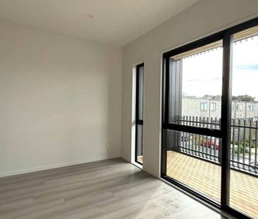 MOUNT WELLINGTON, 3 BEDROOMS - Photo 1