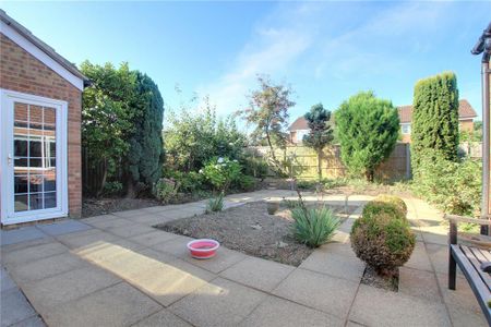 3 bedroom bungalow to rent - Photo 3
