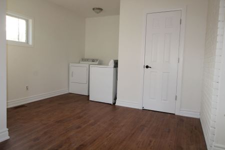 For Lease - 50 Birchmount Road Unit# Main Floor, Toronto, Ontario - Photo 2