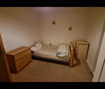 Room in a Shared Flat, Manchester City Centre, M3 - Photo 4