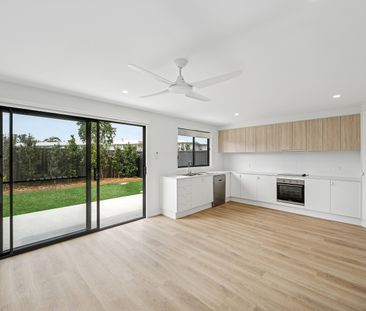 21 Solomon Drive, Lake Cathie NSW 2445 - House For Rent | Domain - Photo 2