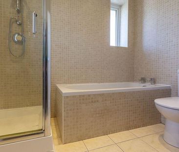 3 bedroom semi-detached house to rent - Photo 2