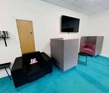 Premier Wet Room Studio - Photo 2