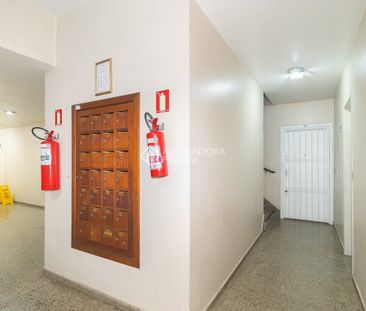 Apartamento com 2 quartos e 60m² para alugar em Cristal, Porto Alegre. - Photo 6