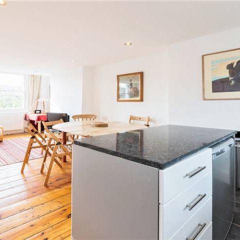 Modern Sharers Apartment - Photo 1