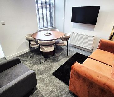 3 bedroom terraced house to rent - Photo 1