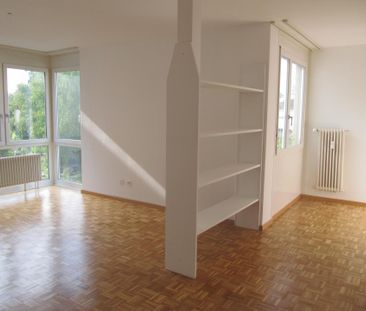 Helle 2.5 Zimmer Wohnung zum Wohlfühlen - Photo 1