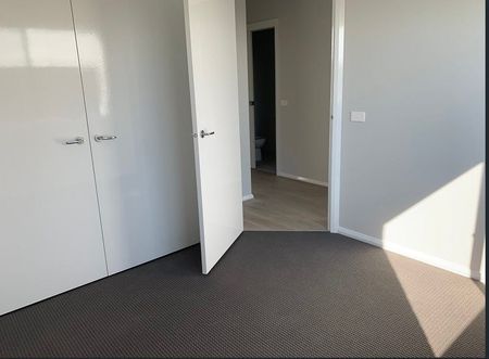 12 Kallista Circuit, Officer VIC 3809 - House For Rent | Domain - Photo 2