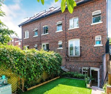 3 bedroom end of terrace house to rent - Photo 4