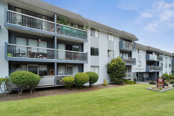 St. Johns Apartments - 2 Bedroom - Photo 1