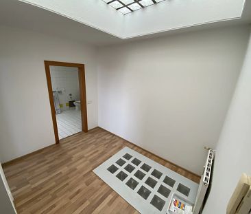 Zentral gelegene Single-Wohnung mit neuem Küchenblock in Ried - Foto 5