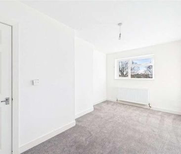 Honey Hill, Lambourn, Hungerford, Berkshire, RG17 - Photo 3