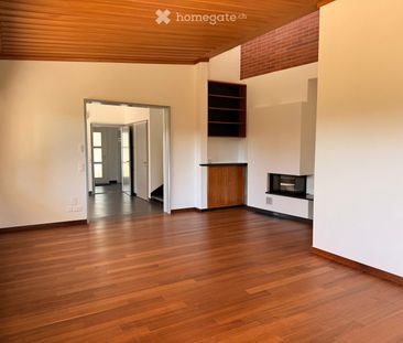 Charmantes, freistehendes 5.5-Zimmer-Einfamilienhaus mit großem Gar... - Foto 1