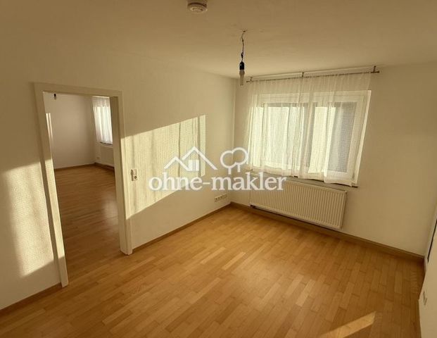 4,5-Zimmer-Wohnung Halbhöhenlage von Stuttgart, Renoviert, EBK, 2XBalkon, Stellplatz, u.m.v. - Foto 1