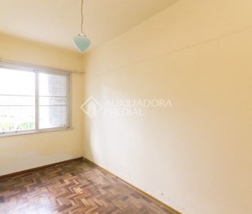 Apartamento com 2 quartos e 60m² para alugar em Auxiliadora, Porto ... - Photo 1