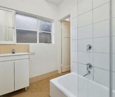 1/49A Tennyson Street, Elwood VIC 3184 - Apartment For Rent | Domain - Photo 2
