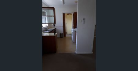 RARE OFFERING - GRANNY FLAT IN SPACIOUS PRIVATE SETTING - Photo 3