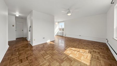 For Lease - 554 Harvie Avenue Unit# 14, Toronto, Ontario - Photo 2