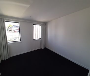 Contemporary Living at Ocean View Terrace - Photo 5