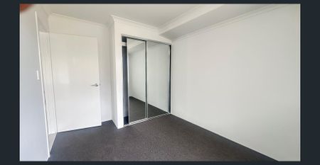 Sweet Spacious Brand New Home. - Photo 5