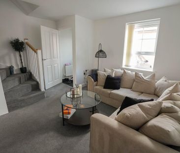 2 bedroom semi-detached house to rent - Photo 2