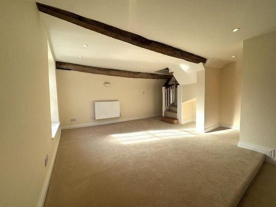 3 bedroom flat to rent - Photo 1