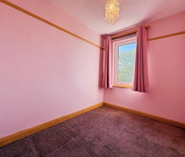 3 bedroom House To Let - Photo 4