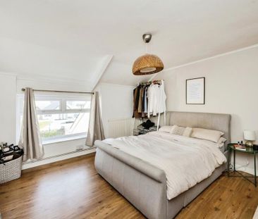 2 bedroom semi-detached house to rent - Photo 4