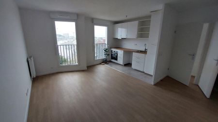 location Appartement T2 DE 41.1m² À BEZONS - Photo 4