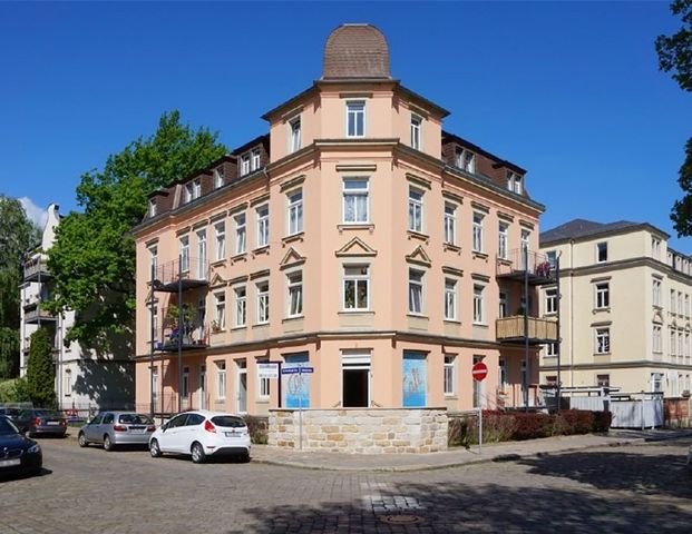 Wohlfühlen auf zwei Etagen - Großzügige 3-Zimmerwohnung in Löbtau zu vermieten - Photo 1
