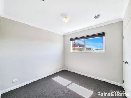 Four Bedroom Home in Truganina - Photo 3