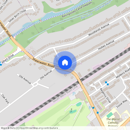 Hollies Avenue, West Byfleet, Surrey, KT14
