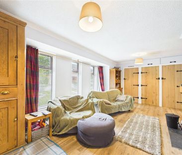 2 bedroom bungalow to rent - Photo 1