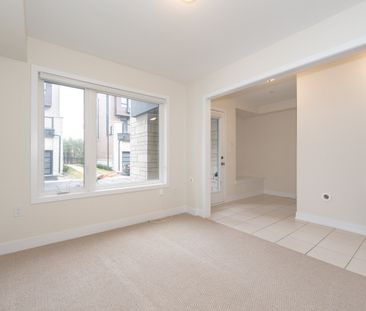 For Lease - 28 Credit Lane, Richmond Hill, Ontario - Photo 5