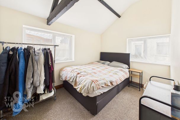 The Drift, Attleborough - Photo 1