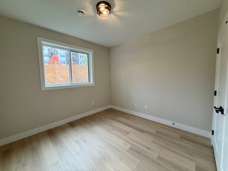 4 Bdrm Family Home in West Harbour - Photo 5