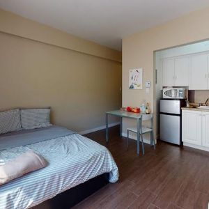 1 CH - 1 SDB - Montréal - $1,195 /mo - Photo 2