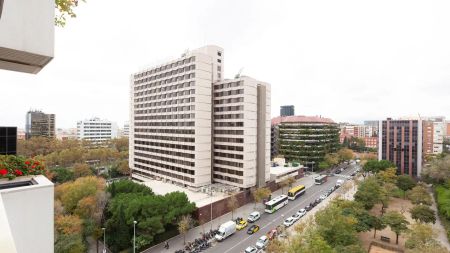 Piso de alquiler en Calle Marti I Julia, 6, Barri de les Corts - Photo 5