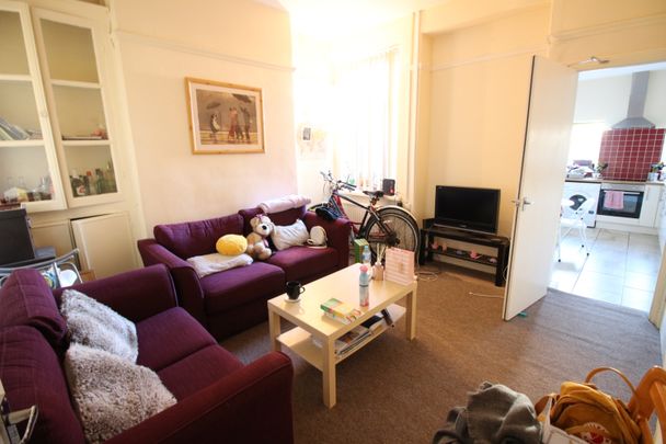 Lisvane Street, Cathays - Photo 1