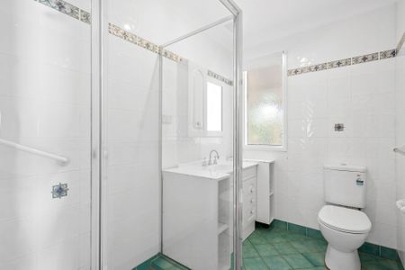 Single Level 3 Bedroom Home - East Side Warilla - Photo 4