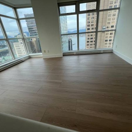 Downtown Ocean View New Renovated 1 BR + Solarium - Photo 3