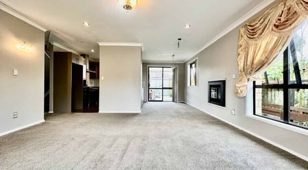 Great Family Home - Photo 2