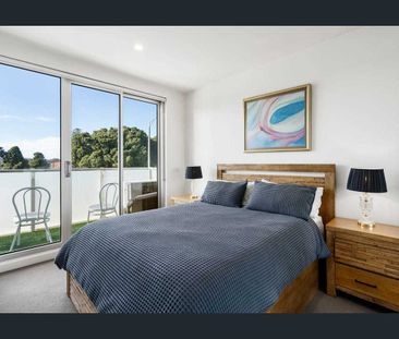 Furnished, Fabulous, Light and Bright - Photo 3