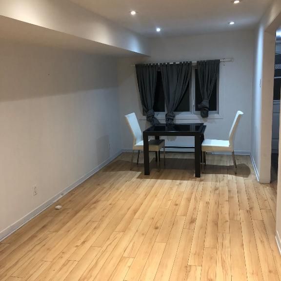 Grand 3 1/2 à louer Metro Montmorency - Photo 1