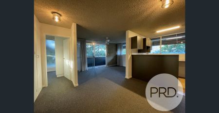 Two Bedroom unit in the heart of Windsor B/L - Photo 2