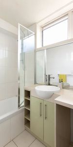 Location location! - Photo 4