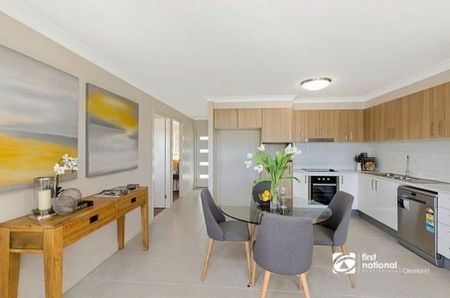 MODERN TWO BEDROOM UNIT IN VICTORIA POINT. NB RENT TO INCREASE TO $ 620 PER WEEK TWO MONTHS AFTER LEASE COMMENCES. - Photo 3