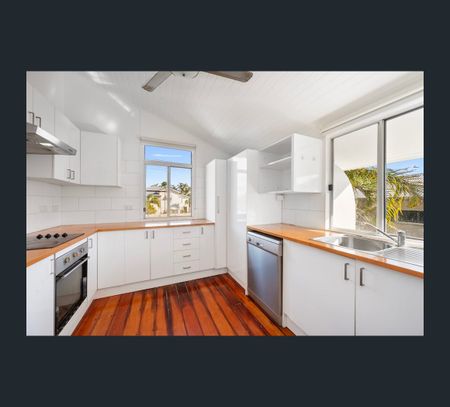 74 Todd Street, Railway Estate, Qld 4810 - Photo 2