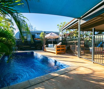 STUNNING FAMILY HOME - 4x2 + Pool - Photo 6